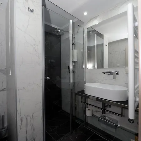 Hotel Alexandar Ii 4*